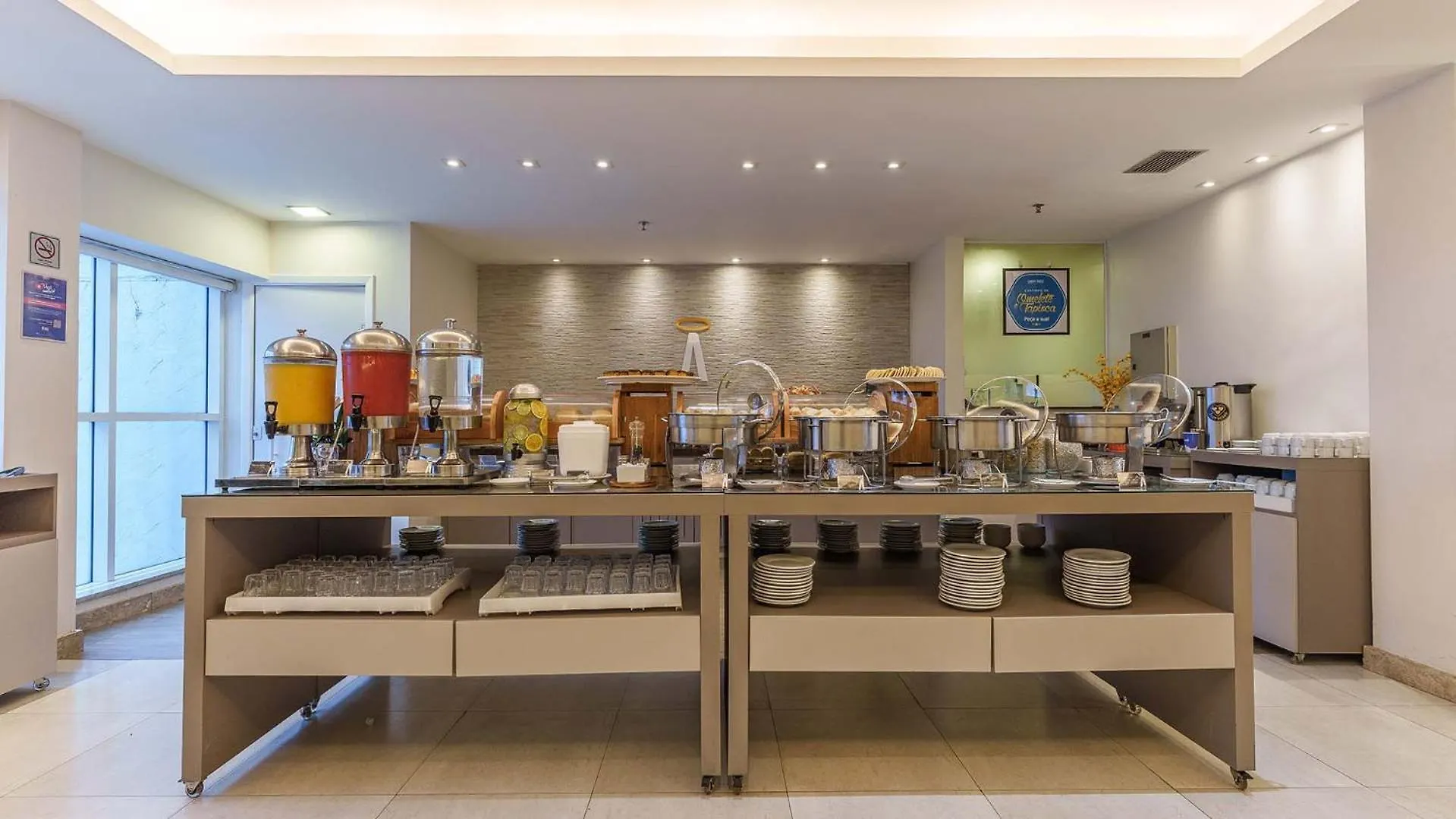 *** Hotel Saint Moritz Hplus Express Brasilia Brazil
