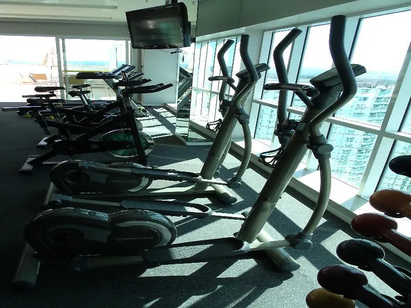 Saint Moritz Hplus Express Brasília Brésil