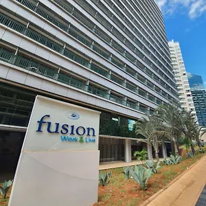 4* Hotel Fusion Express By Rei Dos Flats